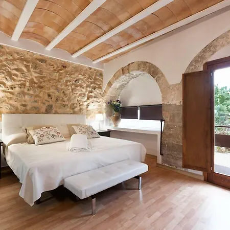 Riera Hotel