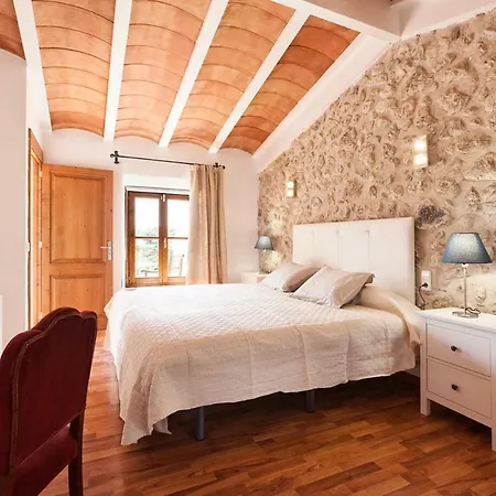 Riera Hotel 4*